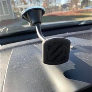Phone magnet mount and magnet accessories